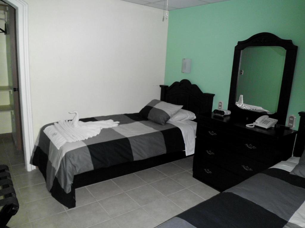 Hotel Eskalima Alajuela Cameră foto